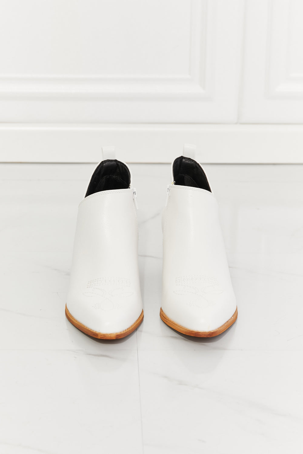 Saddle Star Embroidered Western Bootie